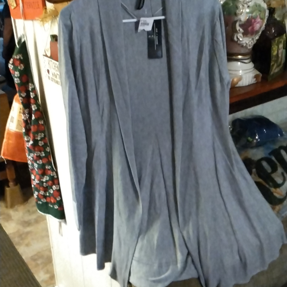 NWT XL Zoe & Phoebe gray open front Sweater